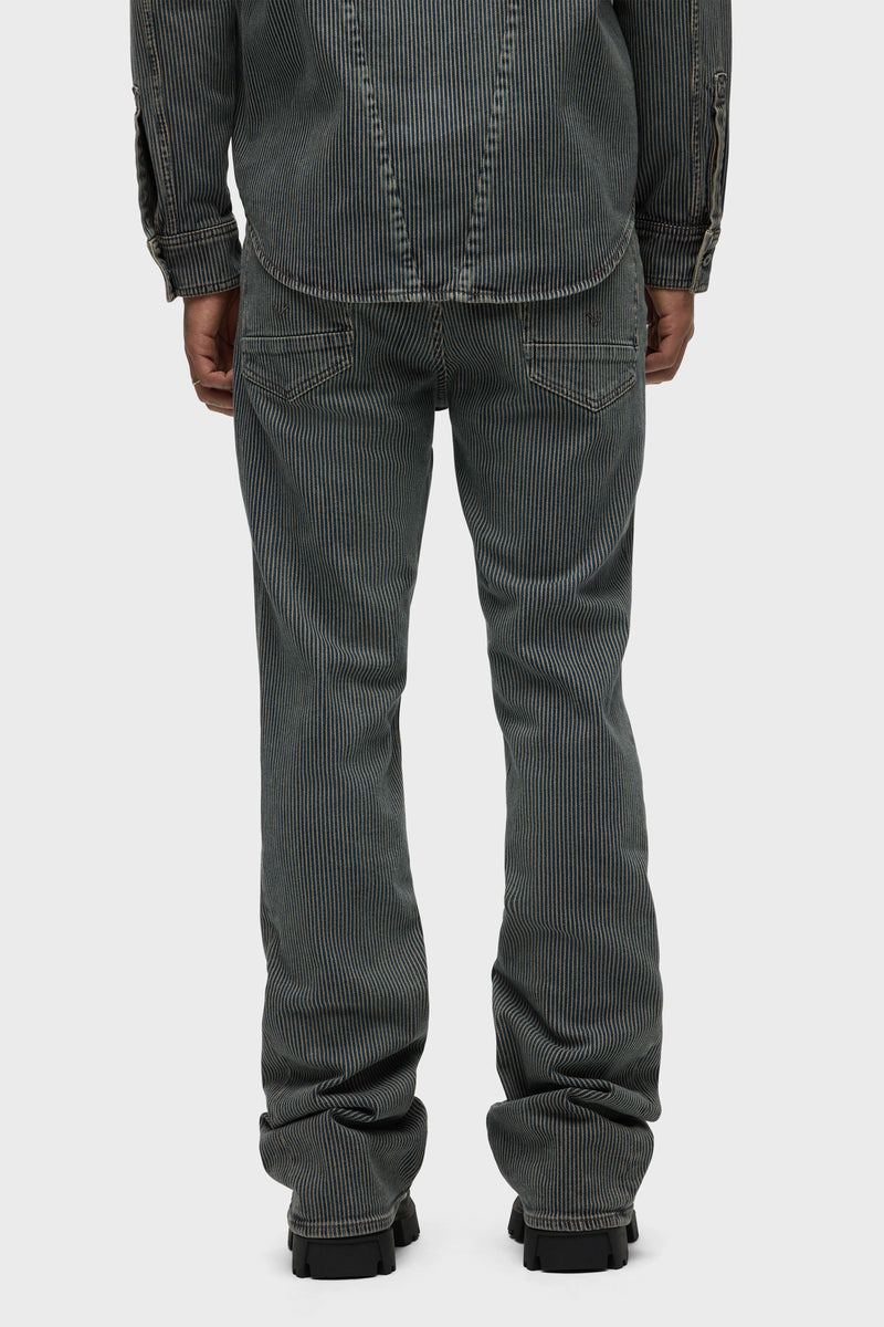 Walker Kick Flare Jean